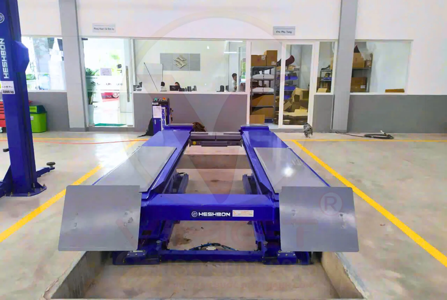 cầu nâng cắt kéo kiểu xếp