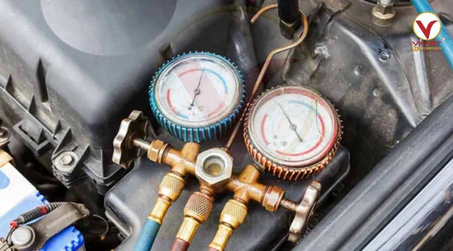 nạp gas điều hòa ô tô