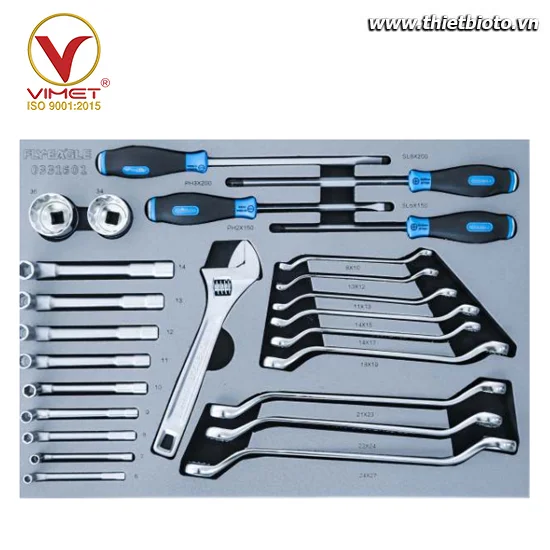 Bộ dụng cụ 71 chi tiết tay vặn và đầu khẩu 1/2" 0331601